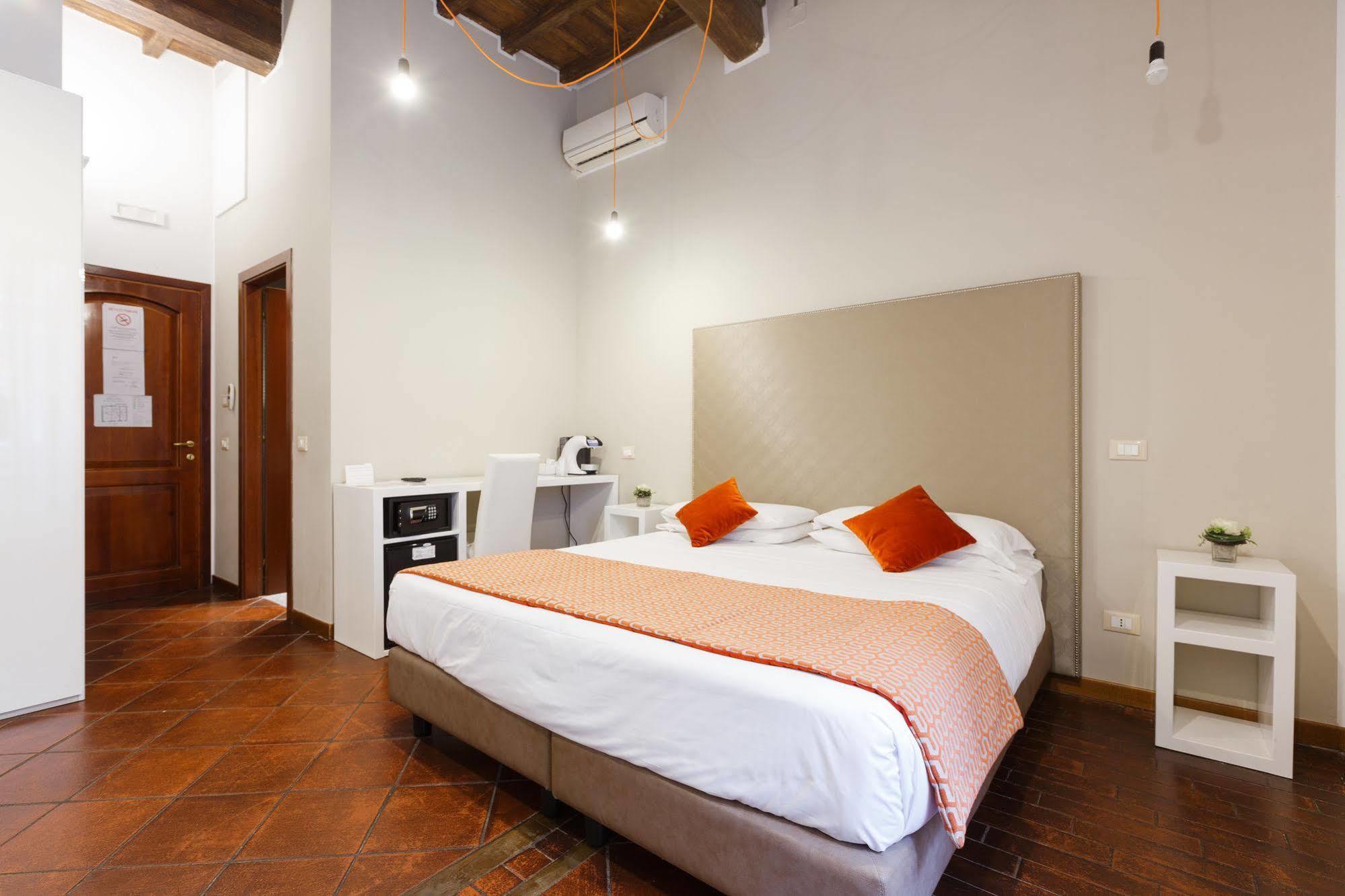 Town House Campo De Fiori Gasthof 3*